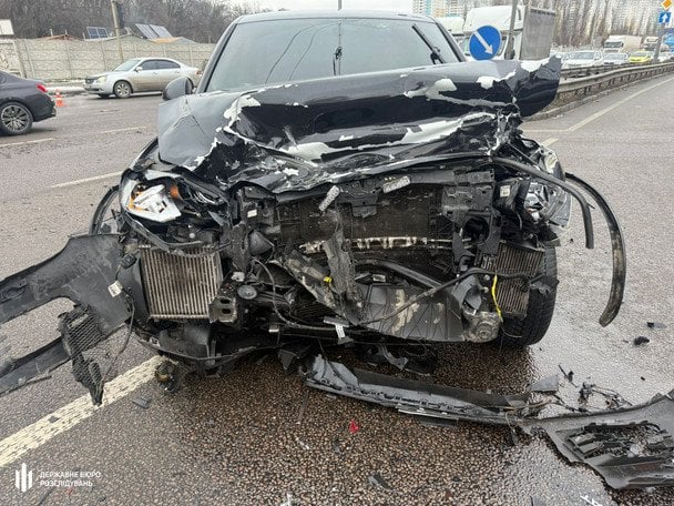 У Києві загинула мати двох маленьких дітей, у ДТП підозрюють військового: фото