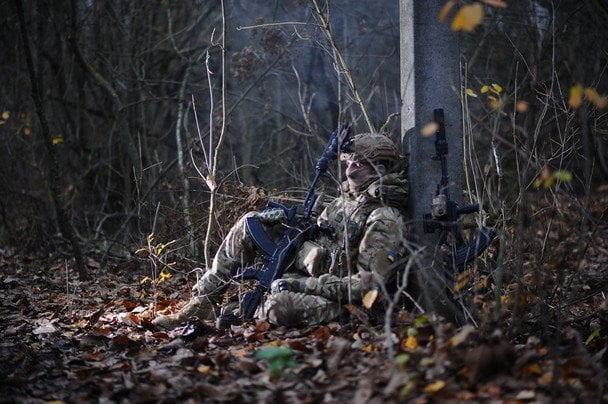 Мирноград на межі: місто в напівоточенні, поранені — понад сто днів без евакуації