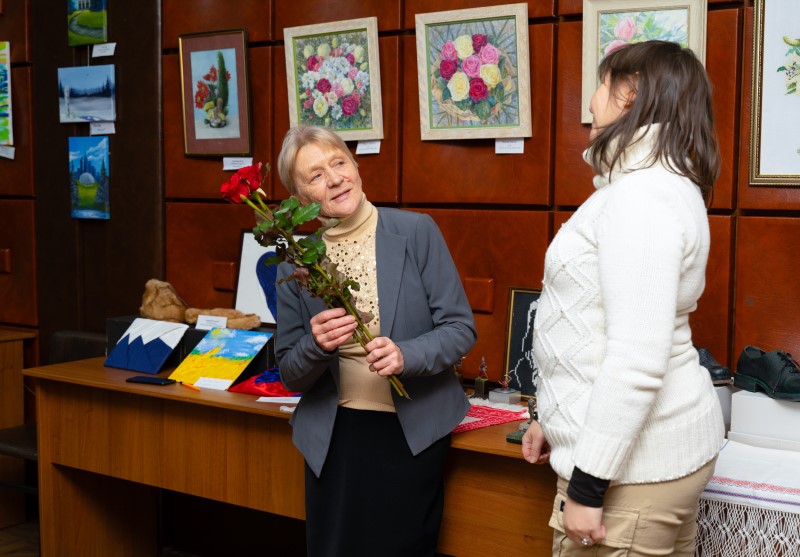 «Калейдоскоп кольорів»: у Києві відкрили міжнародну українсько-азербайджанську виставку мистецтв