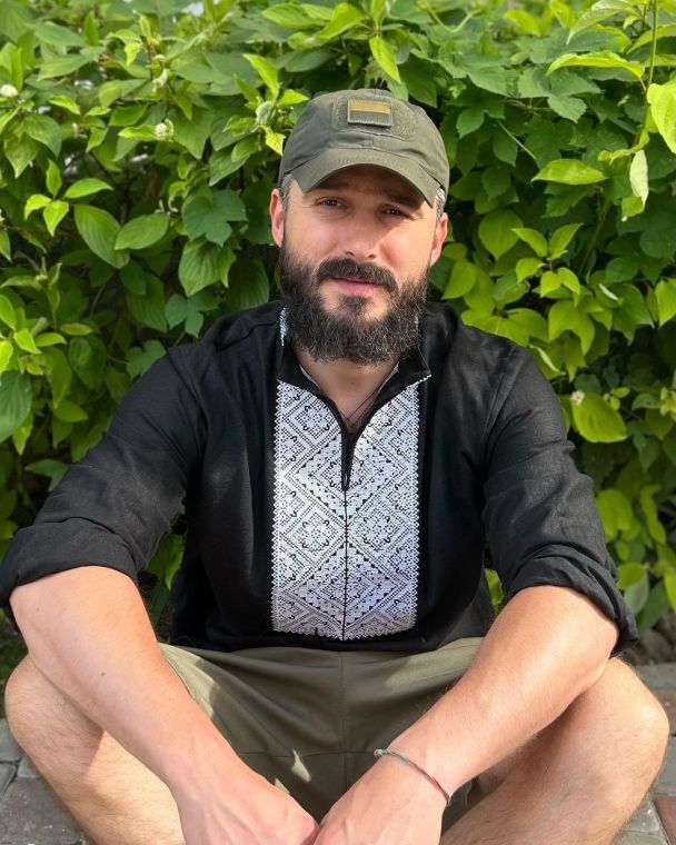 Федінчик заявив про невиліковну хворобу мами та як доглядає за нею: "Не заслужила на таке"