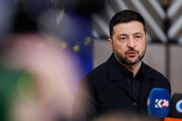 Зеленський відповів на заклик Макрона відновити взаємодію Євросоюзу та Росії