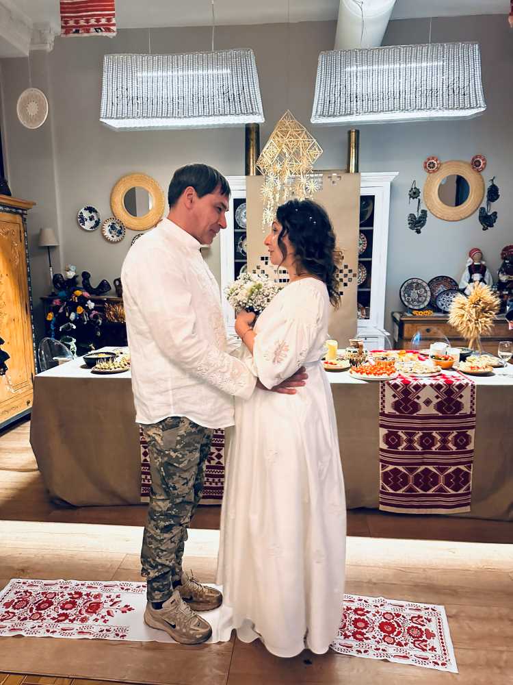 Весілля під знаком СЛАВИ: як простір «Цінності» об’єднав кохання, традицію і віру в Перемогу