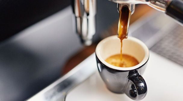 Ціни на чашку еспресо злетіли майже вдвічі: де в Україні найдорожча кава