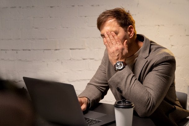 Знайдіть дві "99" серед "66" за 7 секунд — вірусна головоломка на уважність (фото)