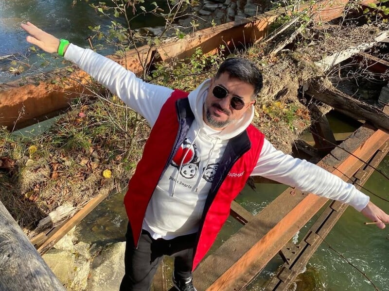 Налчаджиоглу показав прощання з донькою, яка живе в РФ