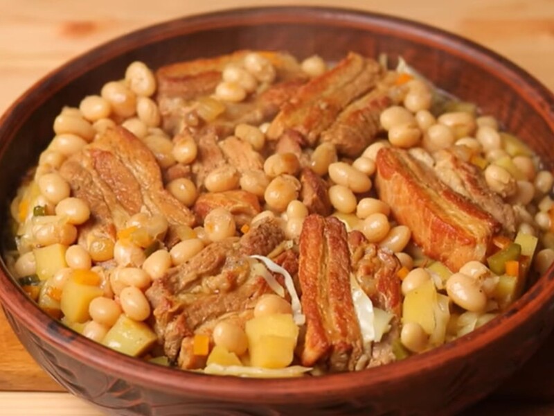 Приготуйте годзю – ситну українську страву з м'яса й овочів. Простий рецепт