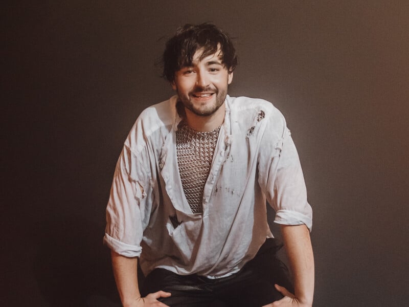 Фіналіст нацвідбору на "Євробачення 2026" Khayat презентував кліп на конкурсну пісню "Герци". Відео Фіналіст нацвідбору на "Євробачення 2026" Khayat презентував кліп на конкурсну пісню "Герци". Відео