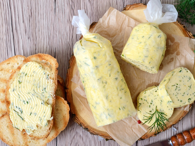 Змішайте із цим оселедець, плавлений сир – і матимете найсмачнішу намазку за кілька хвилин. Рецепт