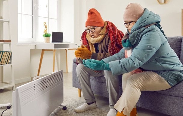 Частина Києва досі без опалення: Кличко розповів, де немає тепла