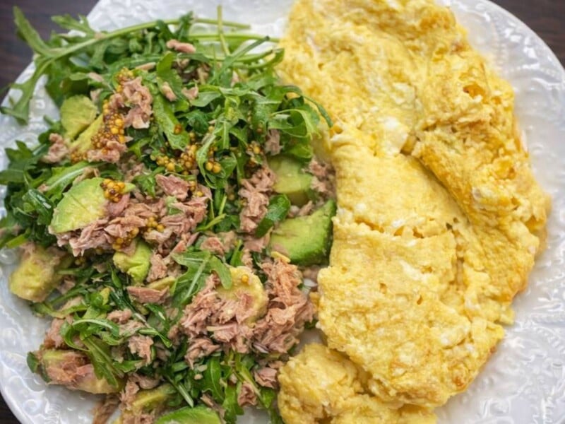 Що приготувати на сніданок, коли немає світла. Рецепт ситної й дуже смачної страви всього за 10 хвилин