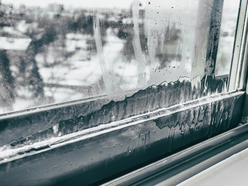 "У хаті вода замерзла". Відомий український продюсер розповів, як гріється без світла