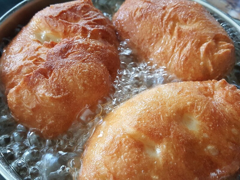 Найсмачніші пиріжки на картопляному відварі. Перевірений рецепт