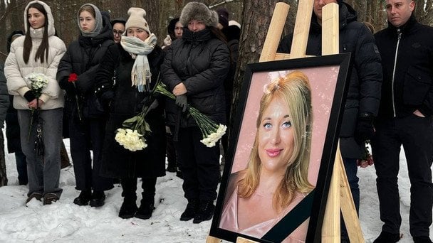 Чотирирічну дівчинку врятували з палаючої квартири: на Київщині попрощалися з її матір’ю