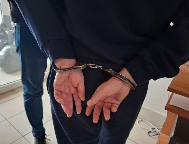 Із Польщі депортують українку, яка вилаяла перекладачку з російської