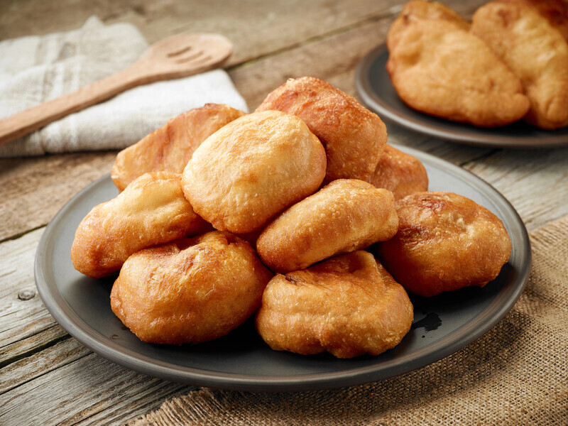 Пів години – і гора смачних смажених пиріжків буде на столі. Рецепт тіста для будь-якої начинки