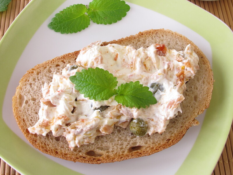 Просто змішайте це все – і дивовижно смачна намазка готова. Рецепт страви за кілька хвилин