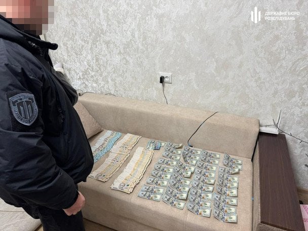 "Турпакет" від ТЦК: сержанти возили ухилянтів до кордону на службовому авто