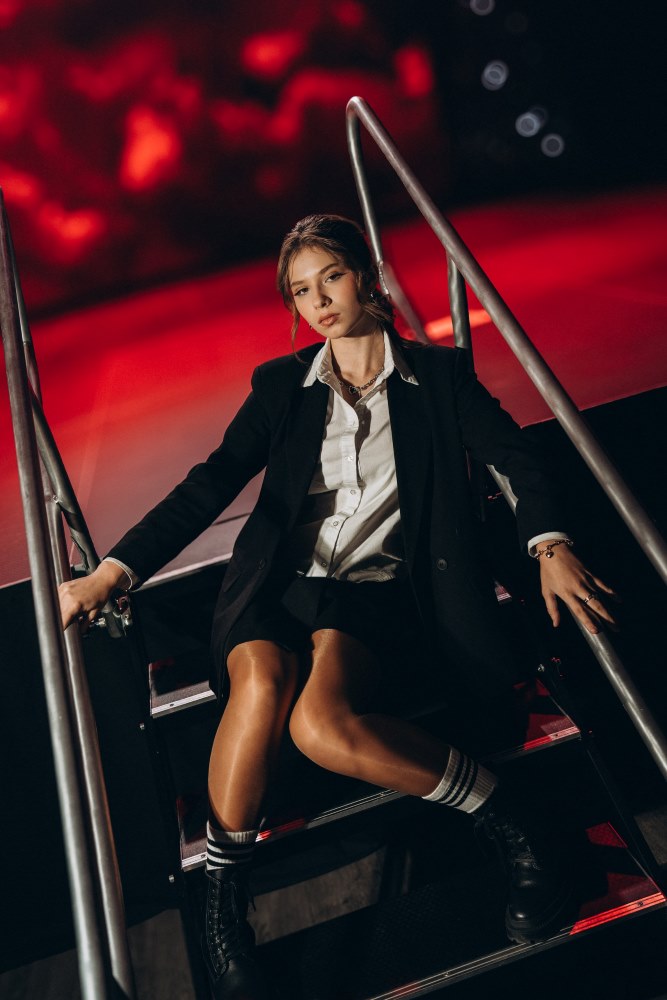 Vinokurova презентує новий сингл «Блискавки» – вибух енергії, що перевизначає молодіжну музику