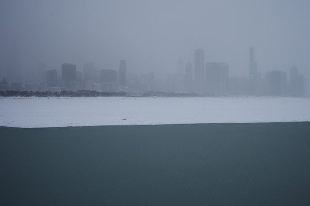 Розбився літак із вісьмома людьми на борту