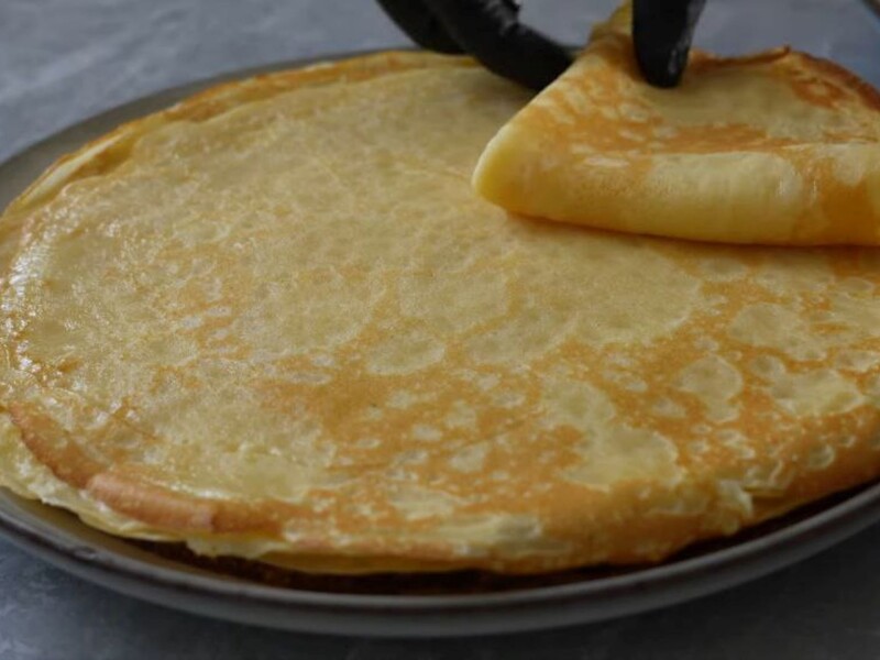 Завдяки цьому млинці будуть м'якими, тонкими й еластичними. Ідеальний рецепт із секретом