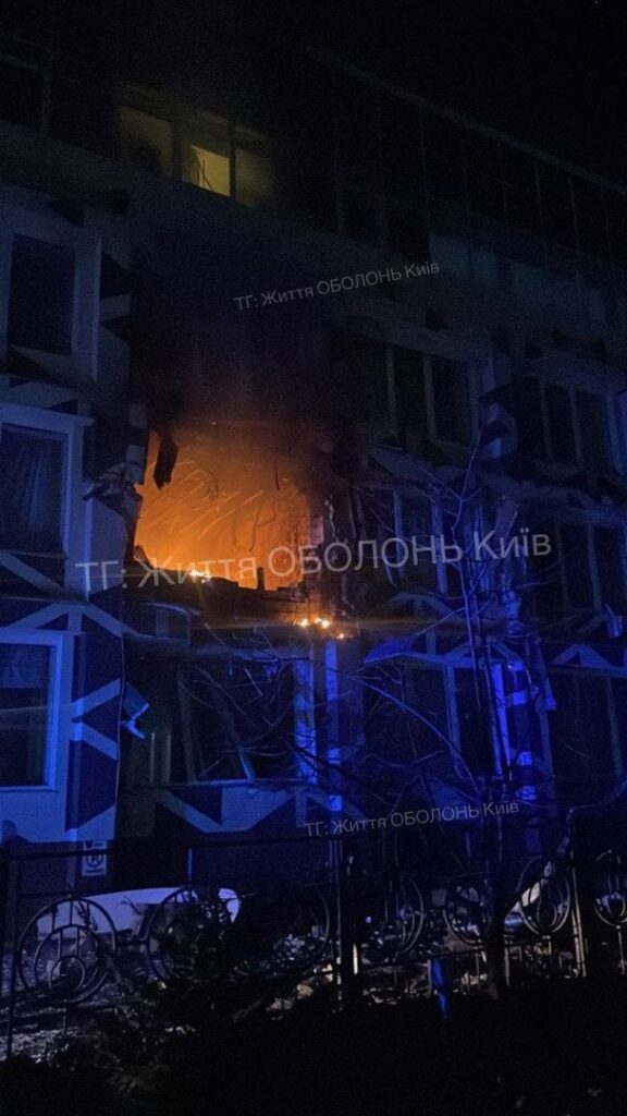 У Києві БпЛА влучив у медичний заклад на Оболоні: є постраждала У Києві БпЛА влучив у медичний заклад на Оболоні: є постраждала