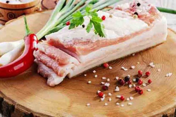 Як одним дотиком пальця перевірити, чи смачне сало: секрет, про який мовчать усі продавці Як одним дотиком пальця перевірити, чи смачне сало: секрет, про який мовчать усі продавці