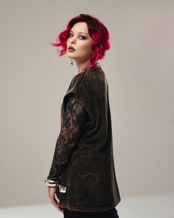 Відома співачка Юріна після розлучення закрутила роман і стала жертвою аб’юзу: "Хочу викреслити це"