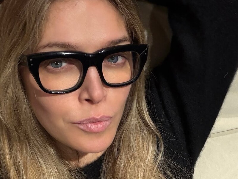 Брежнєва, яка ігнорує скандал навколо білоруської спортсменки, зробила пост про "ввімкнення світла"