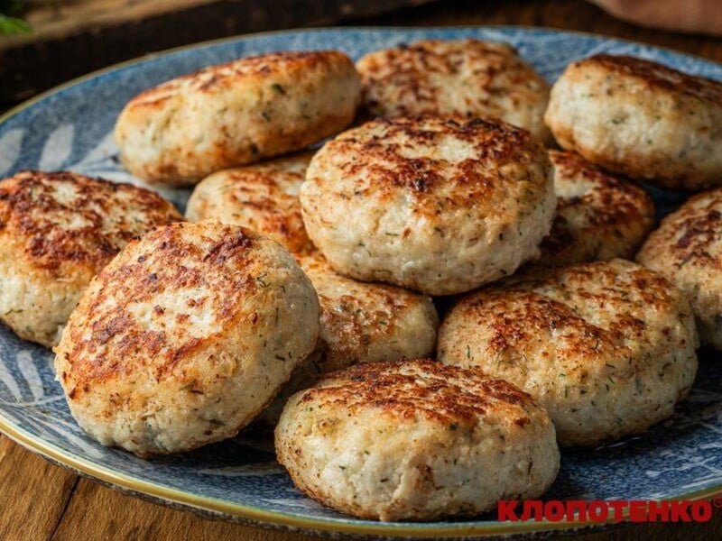 Додайте це до фаршу – і рибні котлети захоплять дивовижним смаком. Рецепт