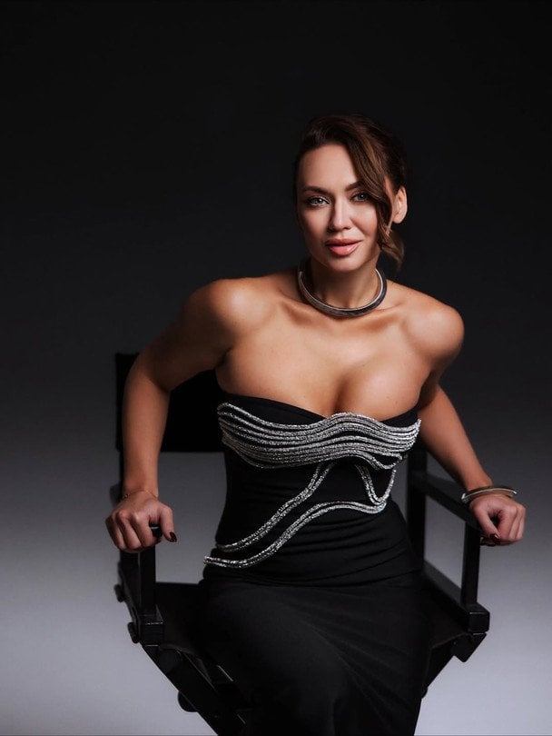 Анна Саліванчук здивувала зізнанням про майбутній шлюб і народження дітей: "Я знаю, що вийду заміж"