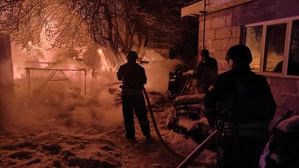 Росія вночі атакувала Київщину: пошкоджені будинки, частина області без світла