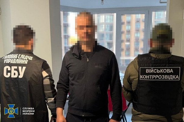 Замголови київської РДА "списував" ухилянтів: скільки брав за "послуги"