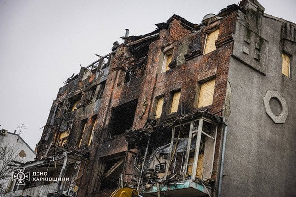 Ракетний удар по Харкову: кількість загиблих зросла, тривають пошукові роботи