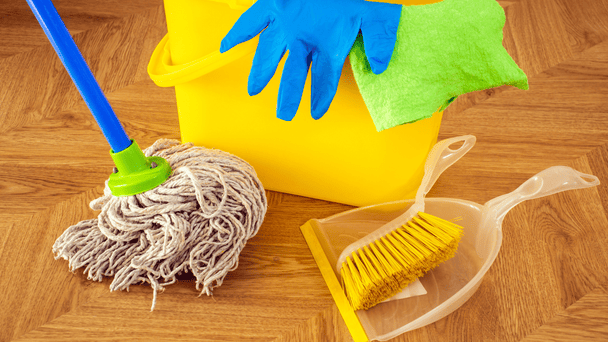 Як відмити жир з кухонних шаф: поради професійних клінерів