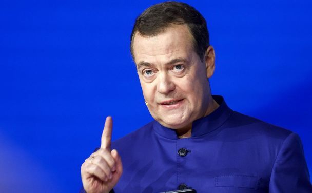 Медведєв натякнув на агресію проти Фінляндії