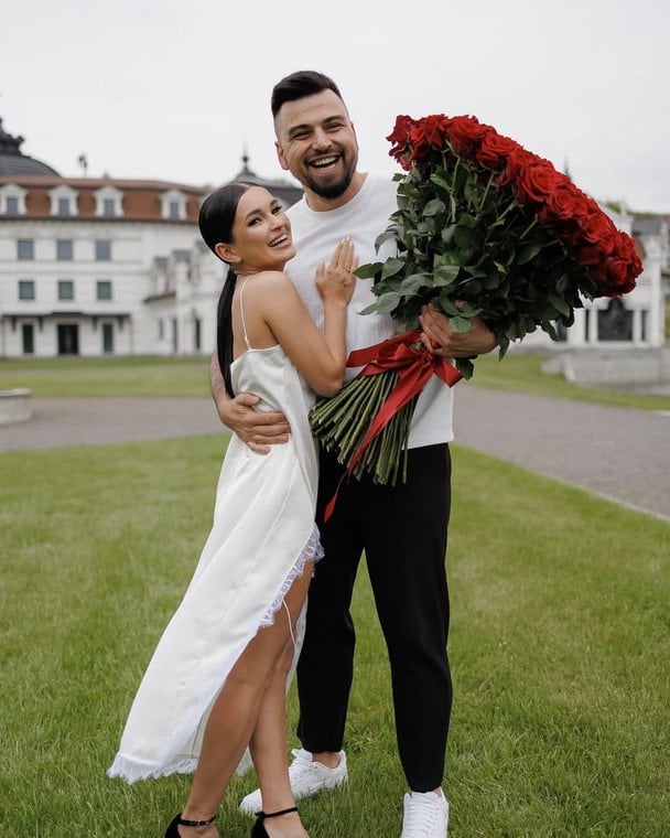 Популярний блогер Ігор Пустовіт розсекретив стать третьої дитини