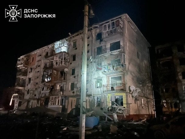 Росія знову атакувала Запоріжжя: є пошкодження та жертви (фото)