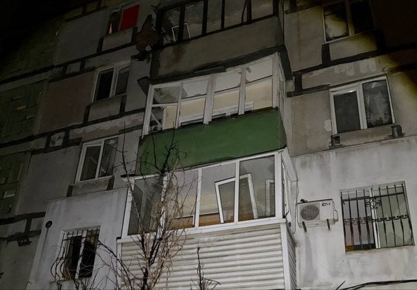 Росіяни запустили по Дніпру понад 30 "Шахедів": дрони падали на житлові будинки та двори