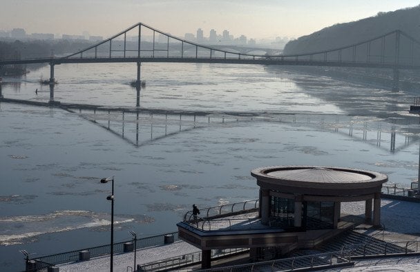 Чому Київ знову накрив небезпечний смог: еколог назвав причини