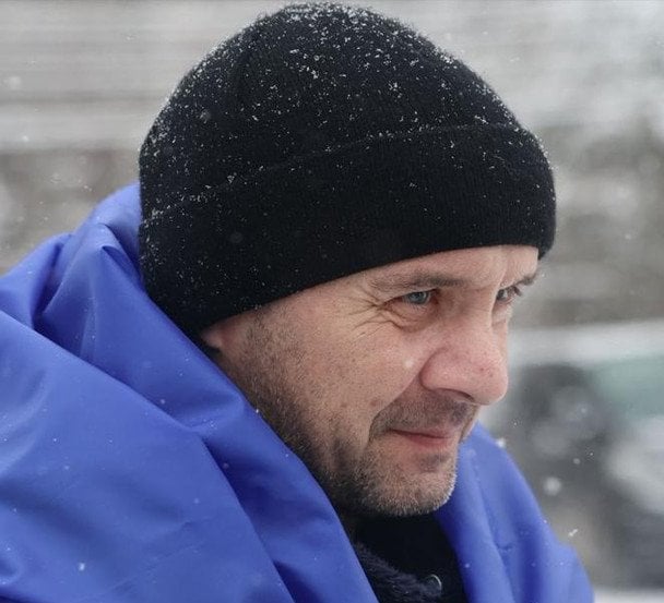 "Поховали", а він повернувся з полону: родичі бійця з Львівщини мають віддати державі мільйони — представник омбудсмена