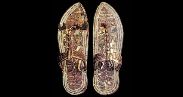 Вчені знайшли 3300-річні сандалі Тутанхамона, якими фараон «топтав» ворогів — деталі