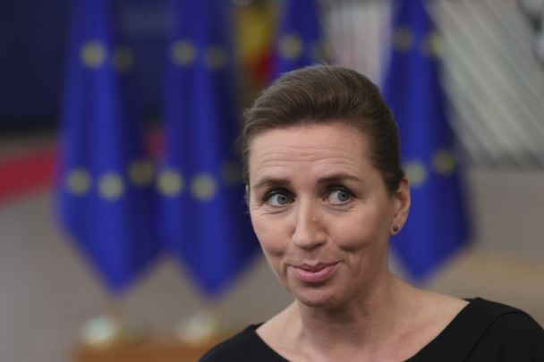 Прем'єрка Данії потролила Трампа через "медичну допомогу" для Гренландії Прем'єрка Данії потролила Трампа через "медичну допомогу" для Гренландії