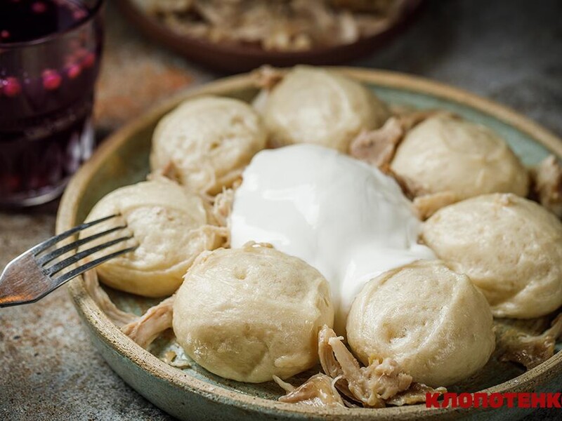 "Ситна й по-домашньому затишна страва". Рецепт галушок із начинкою