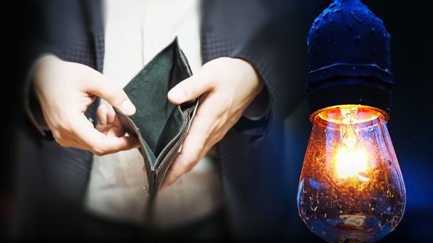 Світло відрізали за борги в -25: як українські пенсіонери ризикують замерзнути у морози