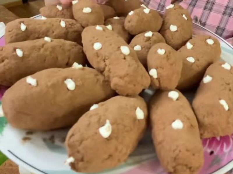 Обов'язково приготуйте ці смачні тістечка "Картопля" – вони неймовірно смачні й ніжні