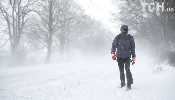 На Україну сунуть хуртовини і потопи: удар двох циклонів на півдні та останні люті морози