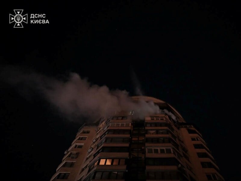 Під час російської атаки на Київ згоріла квартира українського продюсера Олексія Гончаренка