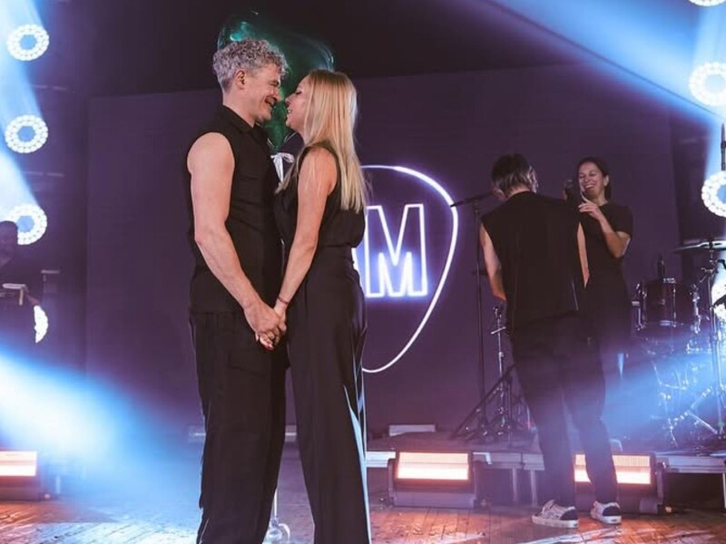 "Ніхто не лізе в чужі справи". Тоня Матвієнко назвала дві теми, яких вони із чоловіком майже не обговорюють "Ніхто не лізе в чужі справи". Тоня Матвієнко назвала дві теми, яких вони із чоловіком майже не обговорюють