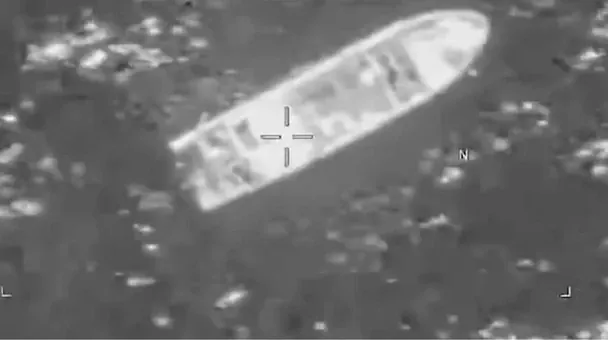 Військові США заявили про черговий удар по судну наркоторговців у Тихому океані (відео)