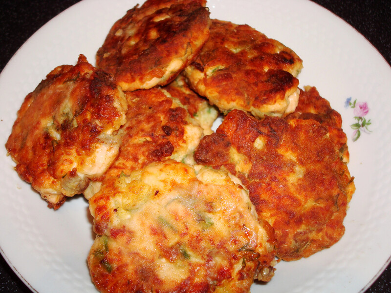 "Легендарний рецепт у домашніх умовах". Приготуйте ці рибні котлети, як зі шкільної їдальні